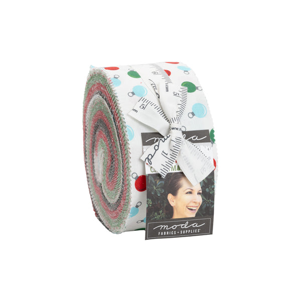 Holiday Essentials Christmas Fat Quarter Bundle by Stacy popular Iest Hsu for Moda (20740ab)